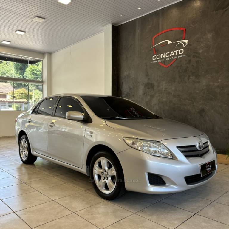 TOYOTA - COROLLA - 2009/2010 - Prata - R$ 53.900,00
