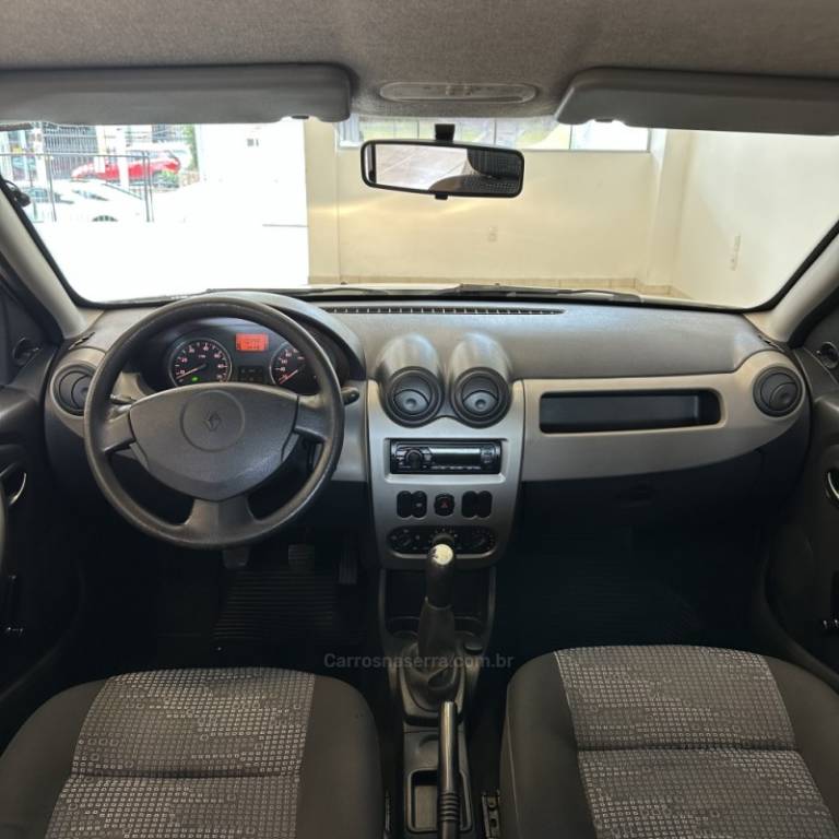 RENAULT - SANDERO - 2010/2010 - Prata - R$ 26.900,00