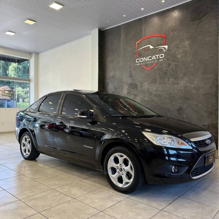 FORD - FOCUS - 2011/2011 - Preta - R$ 43.000,00