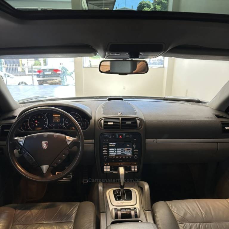PORSCHE - CAYENNE - 2008/2009 - Cinza - R$ 69.900,00