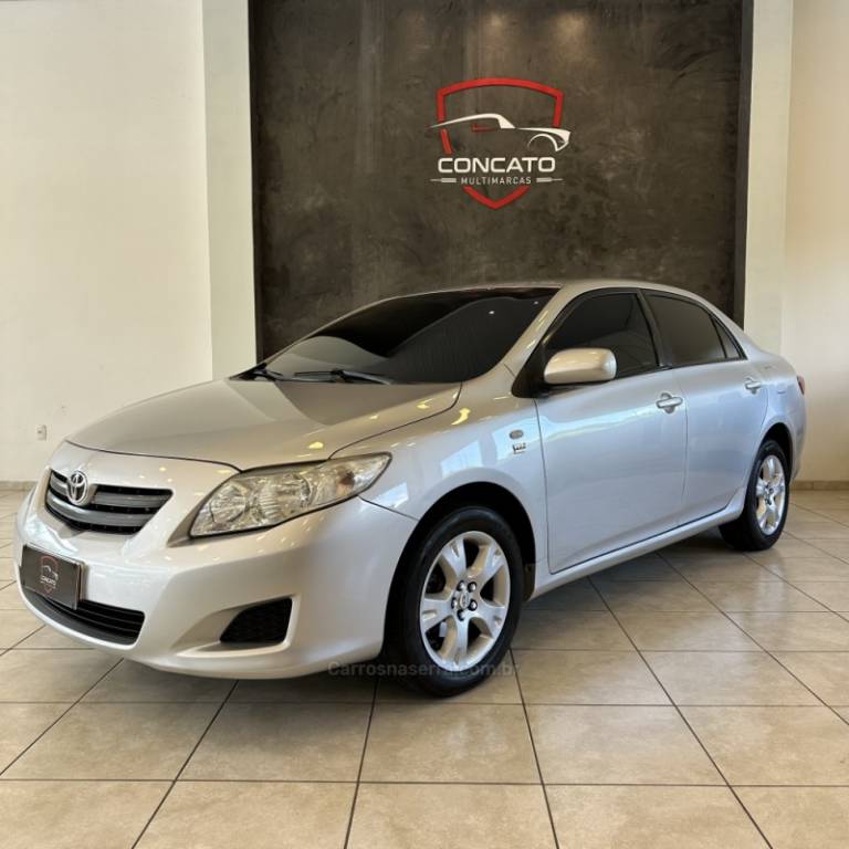 TOYOTA - COROLLA - 2009/2010 - Prata - R$ 53.900,00