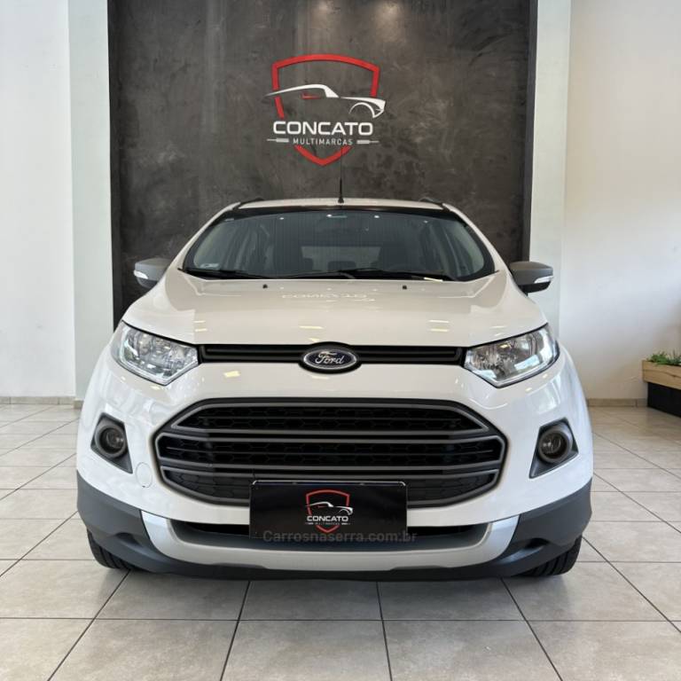 FORD - ECOSPORT - 2016/2017 - Branca - R$ 60.000,00