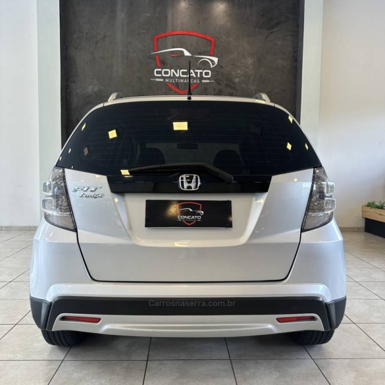 HONDA - FIT - 2013/2014 - Prata - R$ 59.900,00