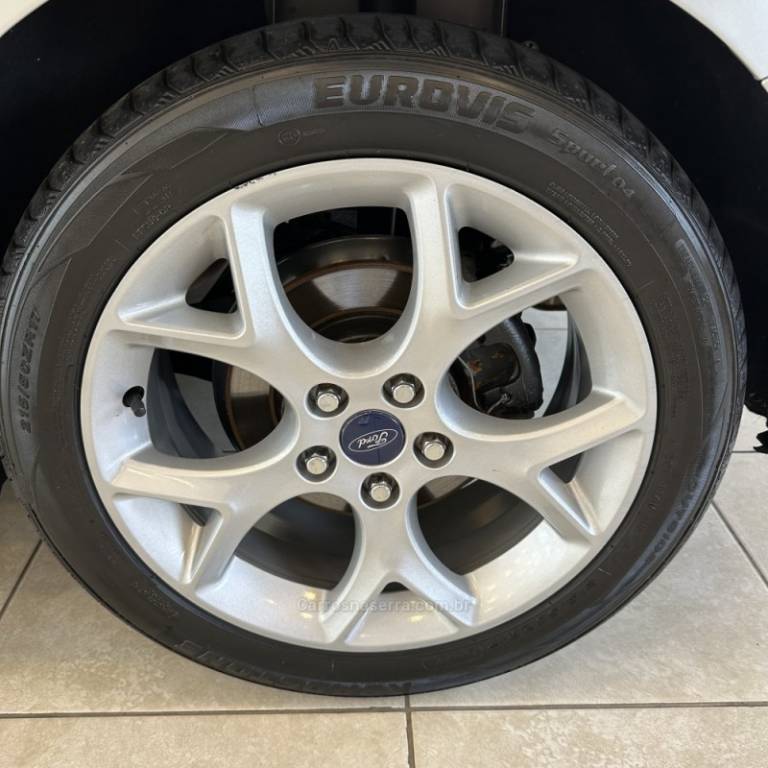 FORD - FOCUS - 2017/2018 - Prata - R$ 64.900,00